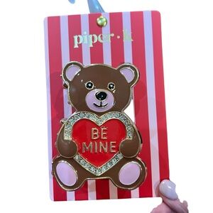 Piper K Teddy Bear Hair Clip with Red Heart. NWT